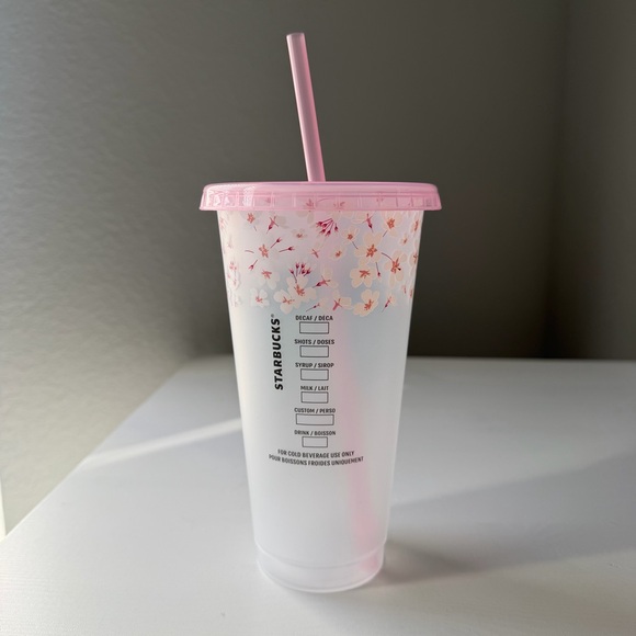 NEW! Starbucks Sakura Cherry Blossom Translucent Cold Cup 24oz Europe UK - Picture 2 of 6